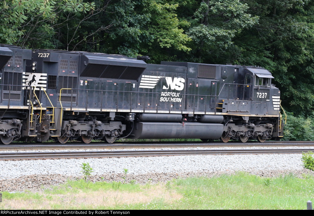 NS 7237